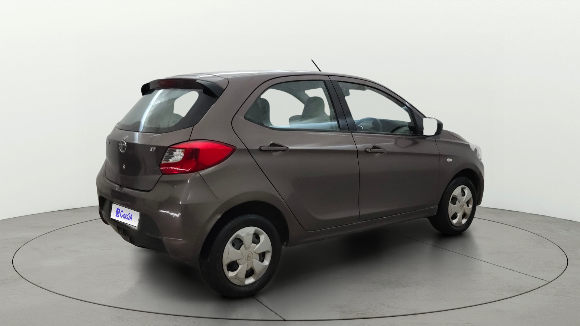 View 2016 Tata Tiago Revotorq XB Image 41 Used 2016 Tata Tiago Revotorq XB Image 41