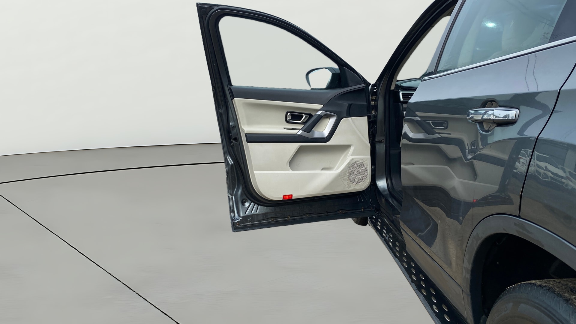 View 2021 Tata Safari XZ Plus Image 33 Used 2021 Tata Safari XZ Plus Image 33