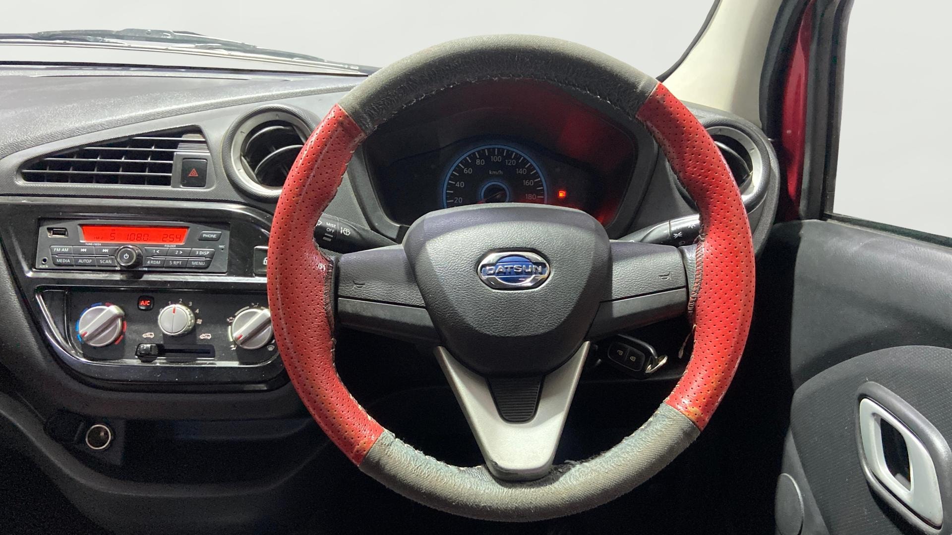 View 2018 Datsun Redi GO T(O)-1.0L Image 20 Used 2018 Datsun Redi GO T(O)-1.0L Image 20