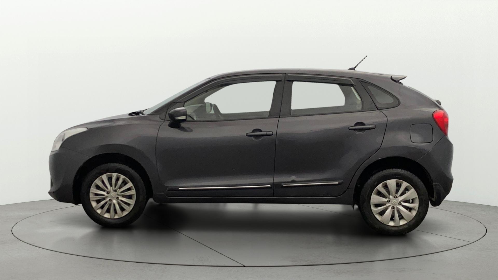 View 2018 Maruti Suzuki 1000 Base Variant Image 5 Used 2018 Maruti Suzuki 1000 Base Variant Image 5