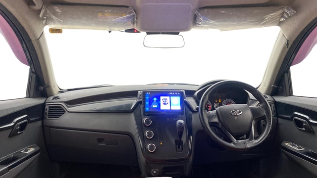 View Mahindra KUV100 Image 15 Used Mahindra KUV100 Image 15
