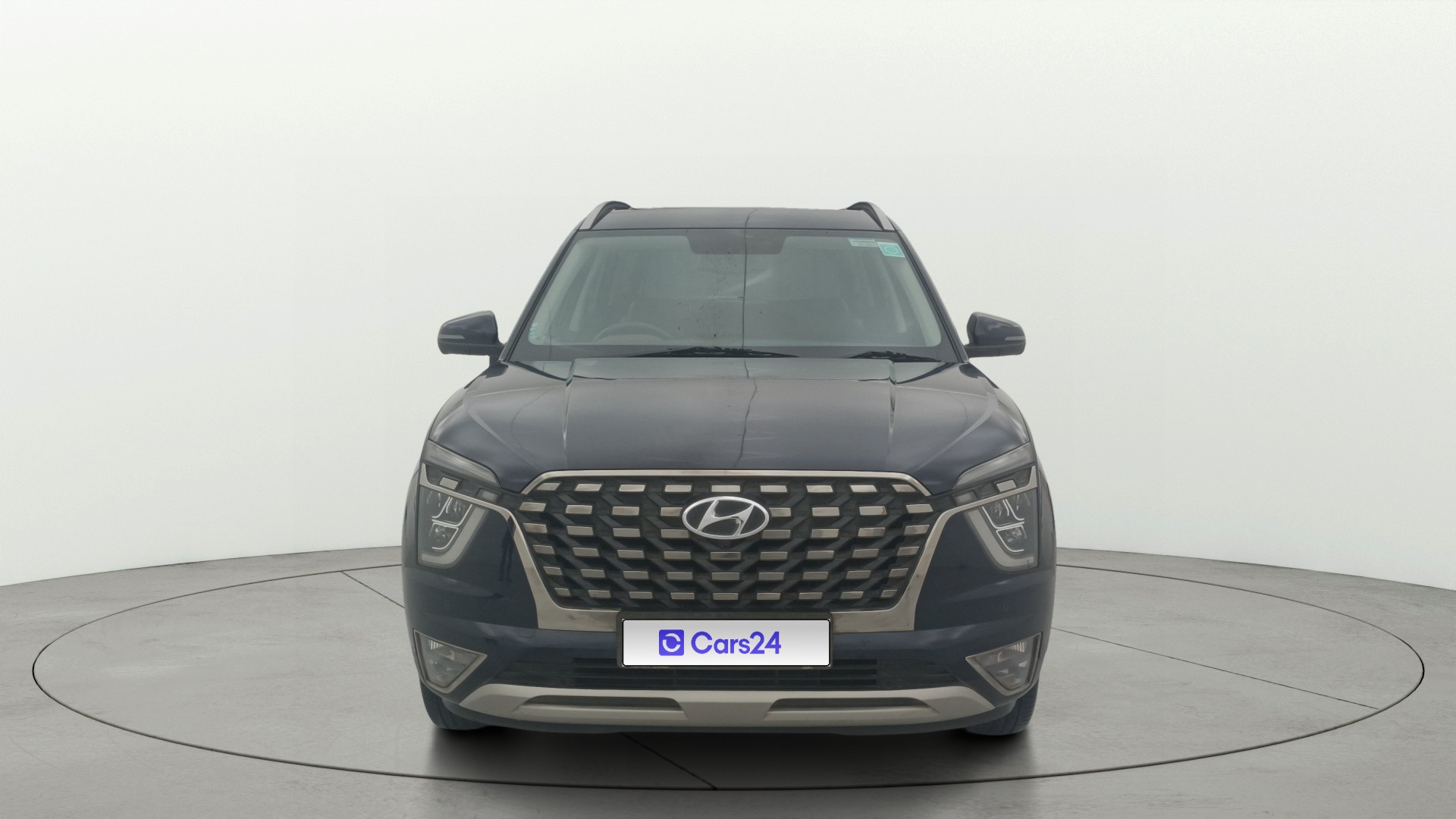 View 2022 Hyundai Alcazar Prestige 6 Seater MT Petrol Image 1 Used 2022 Hyundai Alcazar Prestige 6 Seater MT Petrol Image 1