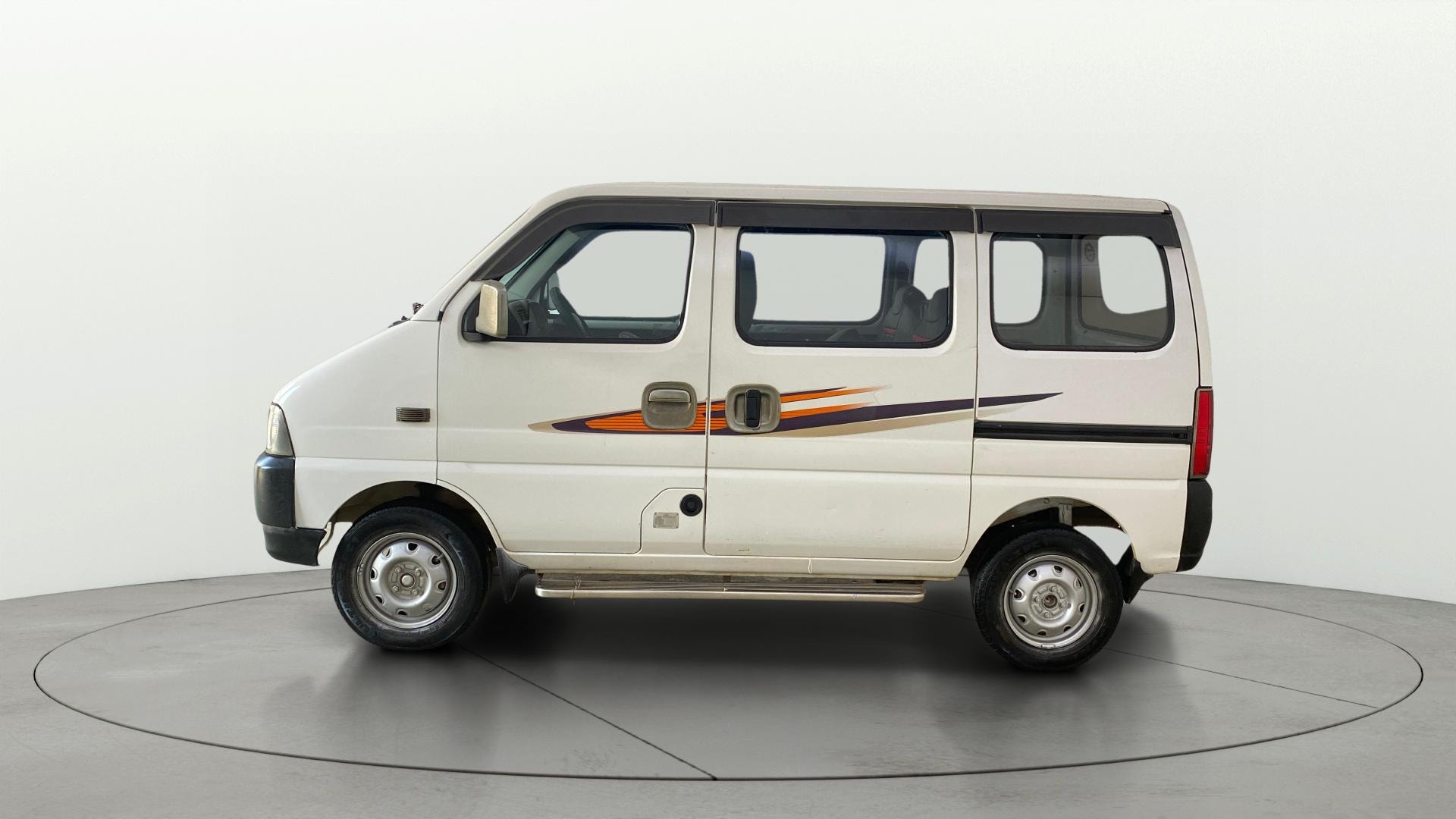 View 2021 Maruti Suzuki 1000 Base Variant Image 5 Used 2021 Maruti Suzuki 1000 Base Variant Image 5