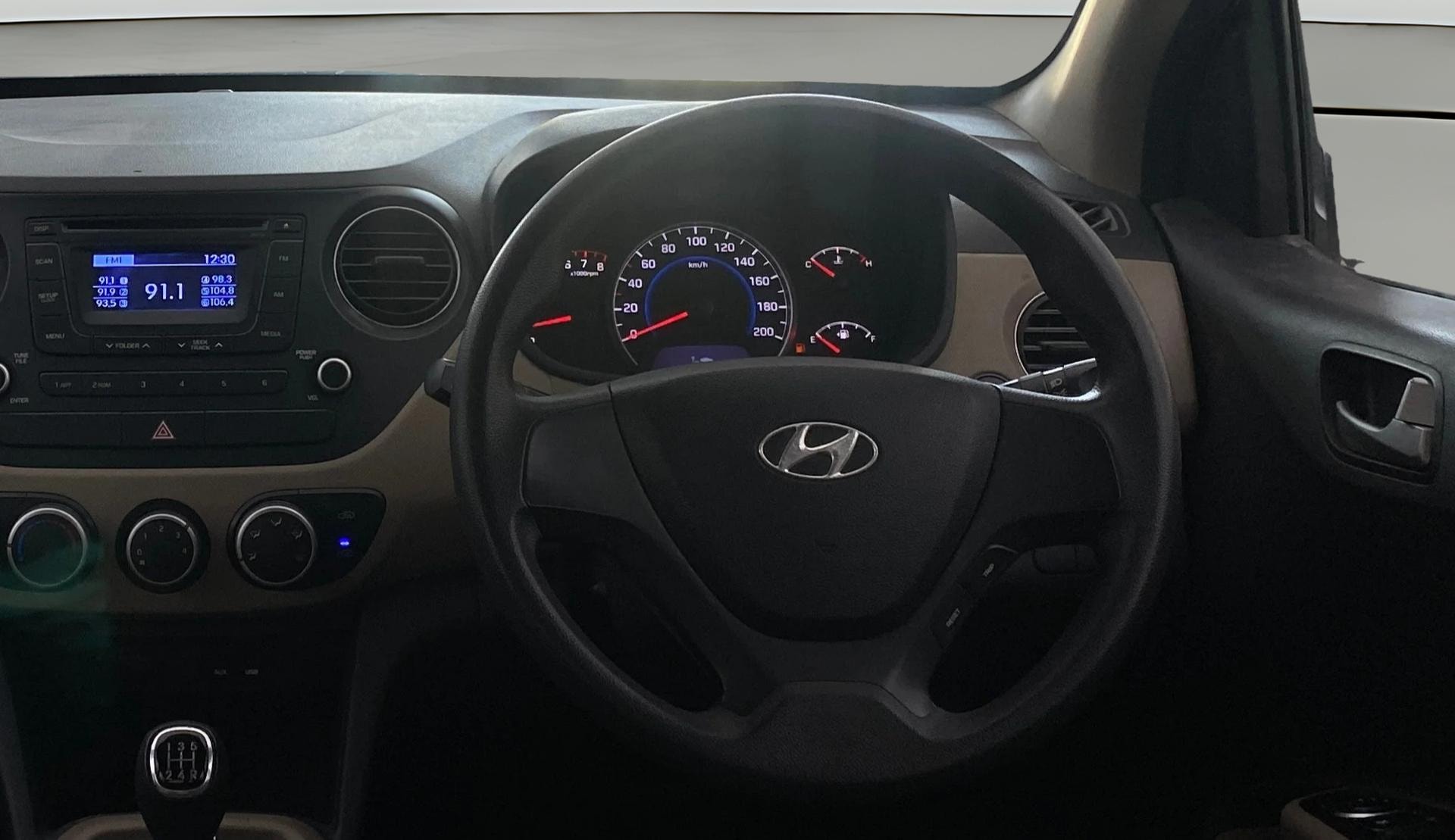 Used 2013 Hyundai Grand i10 Used 2013 Hyundai Grand i10