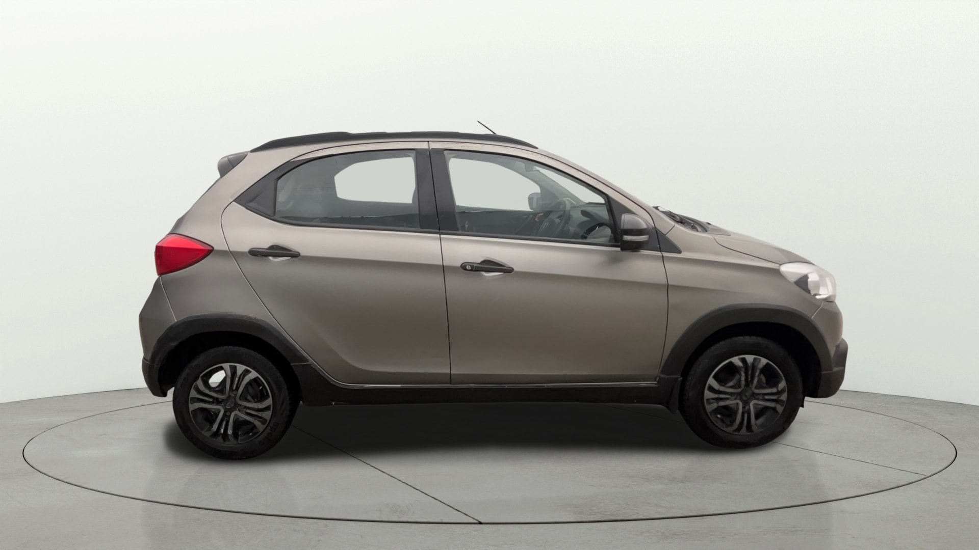 Used 2018 Tata Tiago NRG Used 2018 Tata Tiago NRG