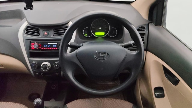 View Hyundai EON Image 20 Used Hyundai EON Image 20