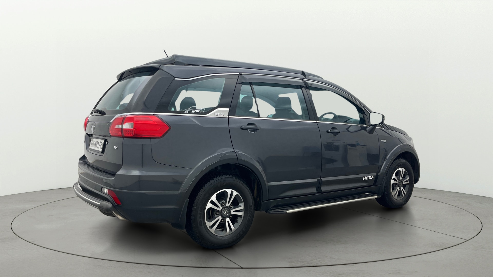 View 2018 Tata Hexa XM 4X2 Image 44 Used 2018 Tata Hexa XM 4X2 Image 44