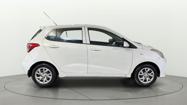 View Hyundai Grand i10 Image 8 Used Hyundai Grand i10 Image 8