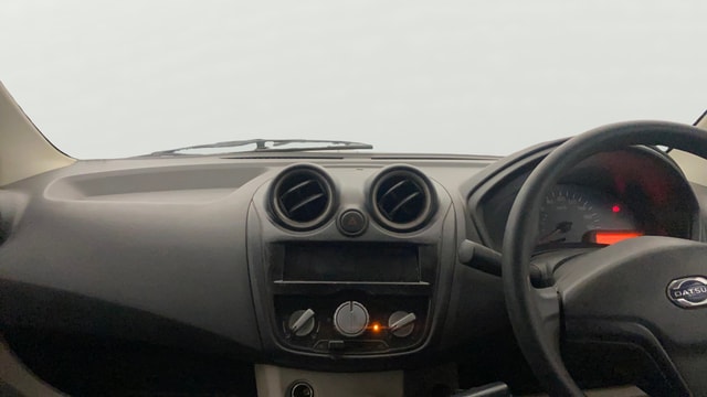 View Datsun Go Image 17 Used Datsun Go Image 17