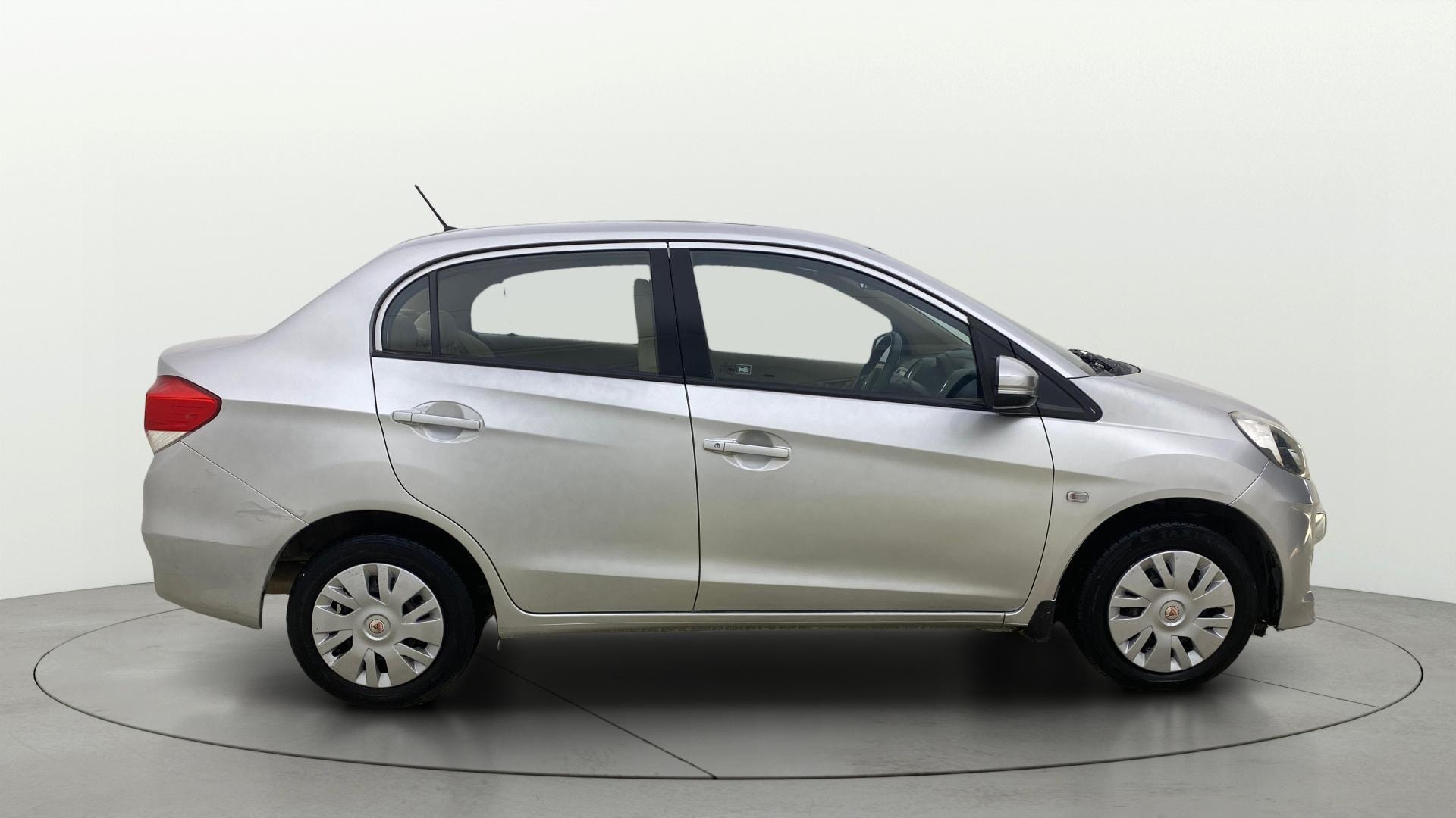 View 2015 Honda Amaze E MT Petrol BS IV Image 8 Used 2015 Honda Amaze E MT Petrol BS IV Image 8