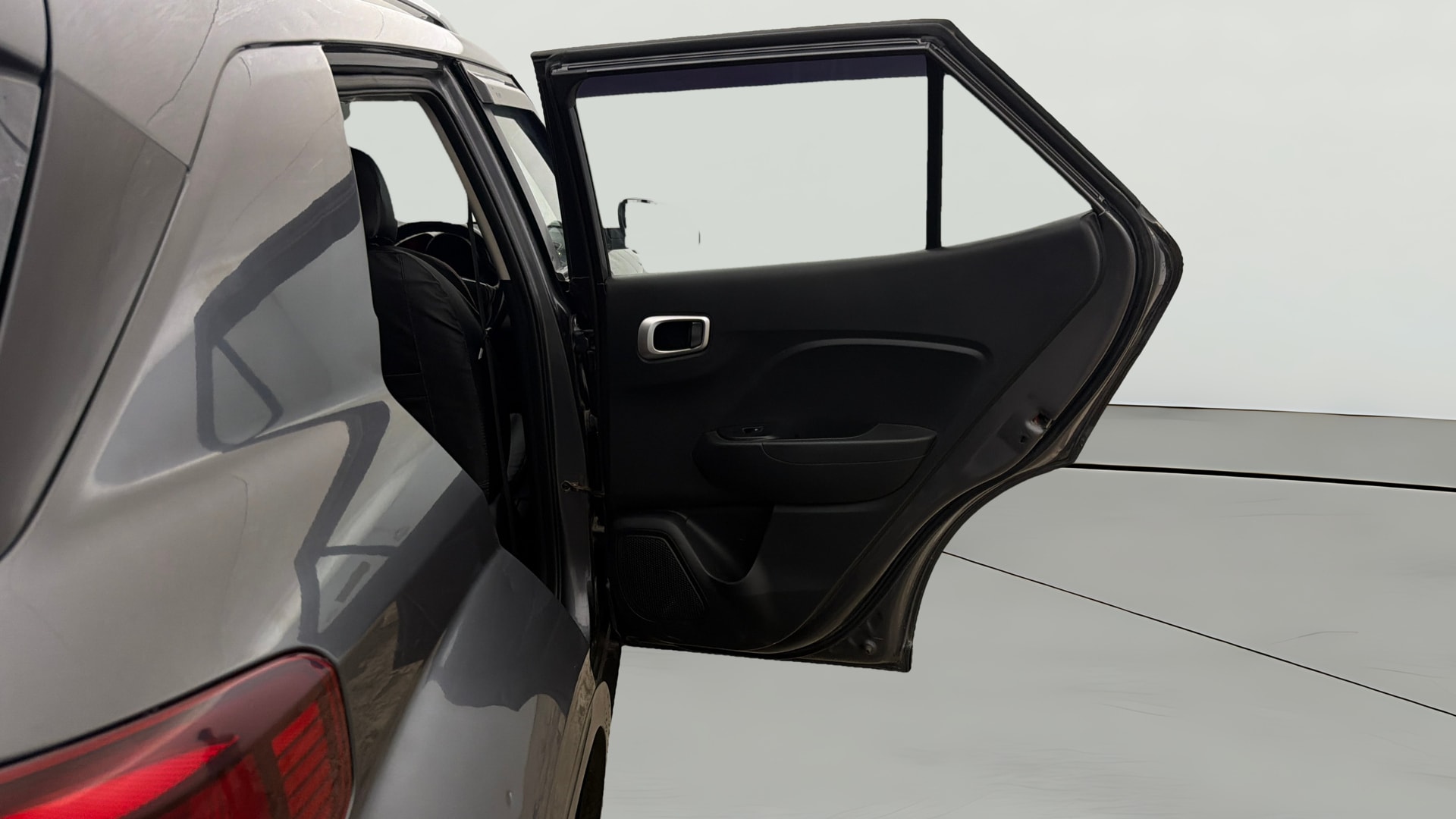 View 2021 Hyundai Venue S 1.2 Petrol Image 7 Used 2021 Hyundai Venue S 1.2 Petrol Image 7