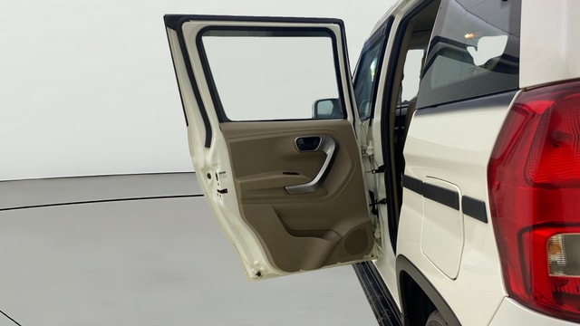 View Mahindra Bolero Neo Image 16 Used Mahindra Bolero Neo Image 16