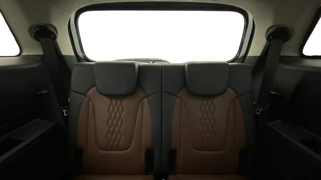 View Hyundai Alcazar Image 10 Used Hyundai Alcazar Image 10