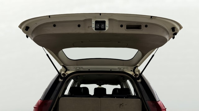 View Mahindra XUV500 Image 18 Used Mahindra XUV500 Image 18