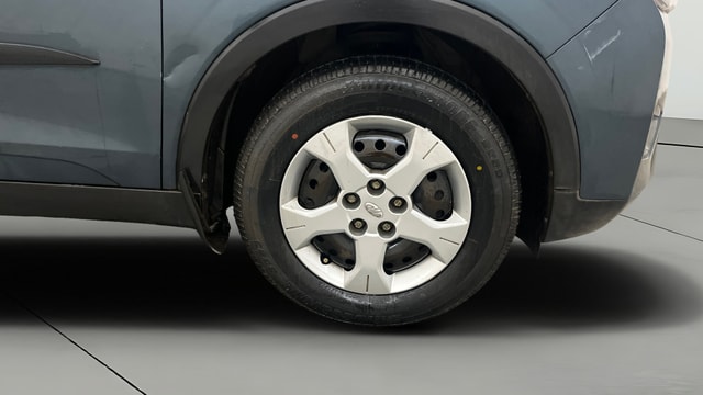 View Mahindra XUV300 Image 41 Used Mahindra XUV300 Image 41