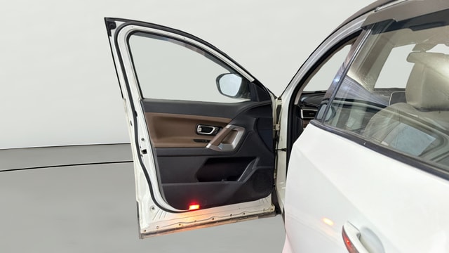 View Tata Harrier Image 32 Used Tata Harrier Image 32