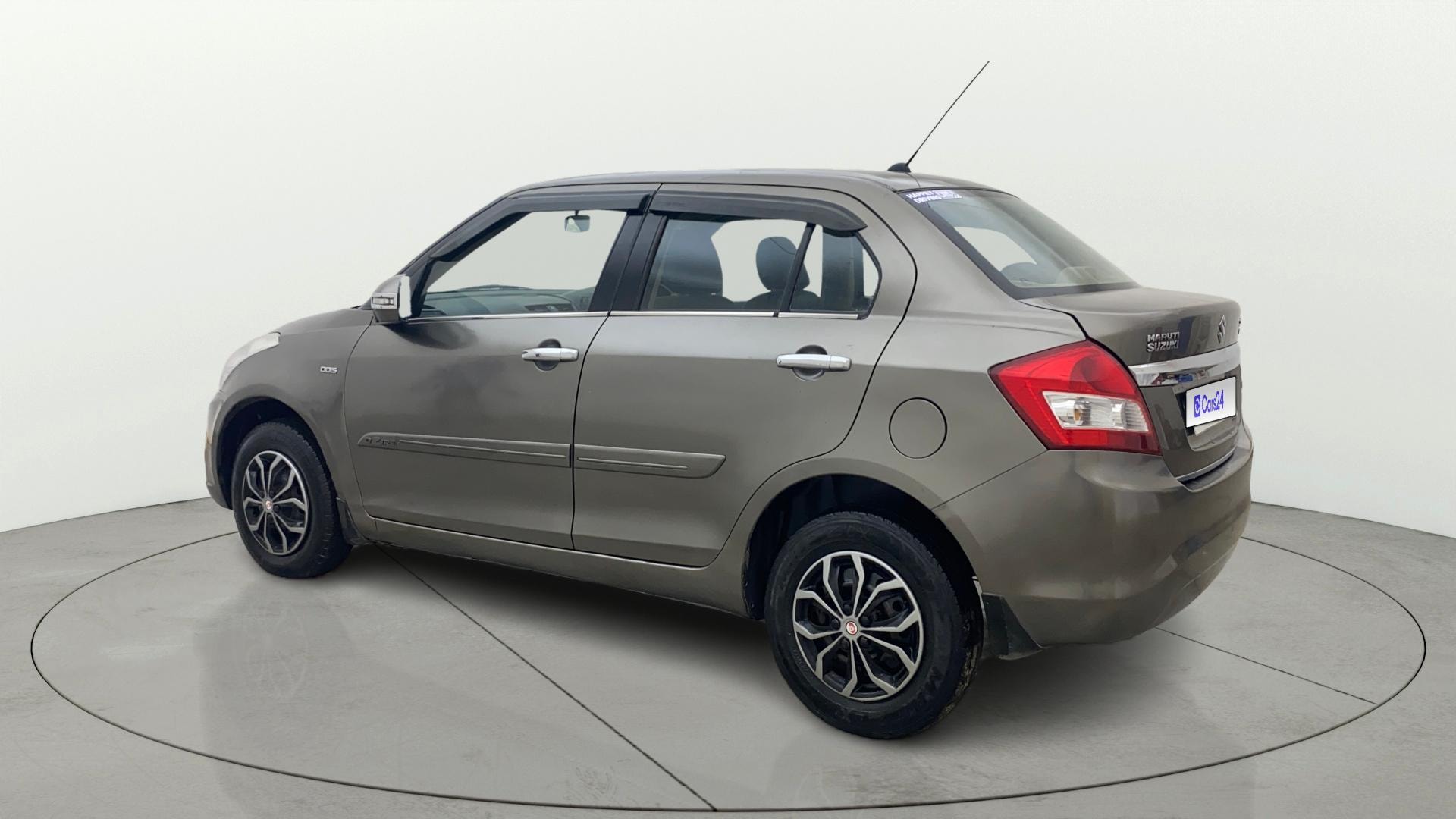 View 2017 Maruti Suzuki 1000 Base Variant Image 2 Used 2017 Maruti Suzuki 1000 Base Variant Image 2