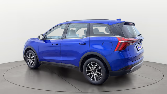 View Mahindra XUV700 Image 2 Used Mahindra XUV700 Image 2