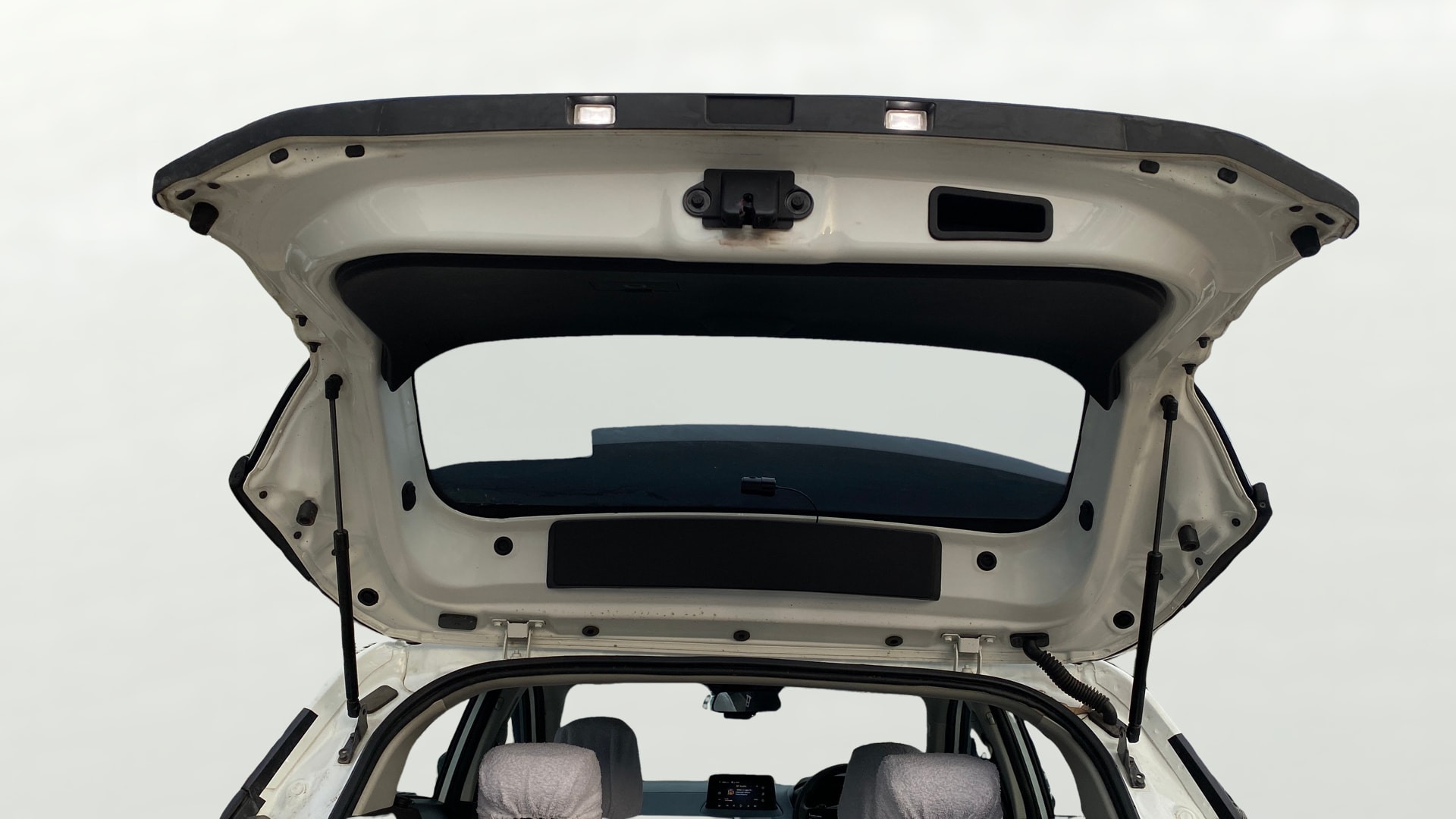 View 2024 Tata Nexon Revotron XE Image 33 Used 2024 Tata Nexon Revotron XE Image 33