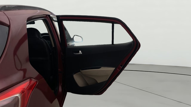 View Hyundai Grand i10 Image 7 Used Hyundai Grand i10 Image 7