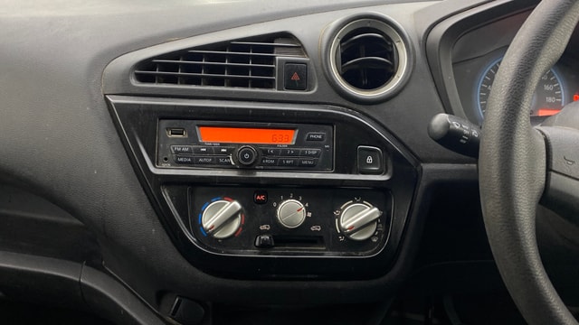 View Datsun Redi GO Image 30 Used Datsun Redi GO Image 30