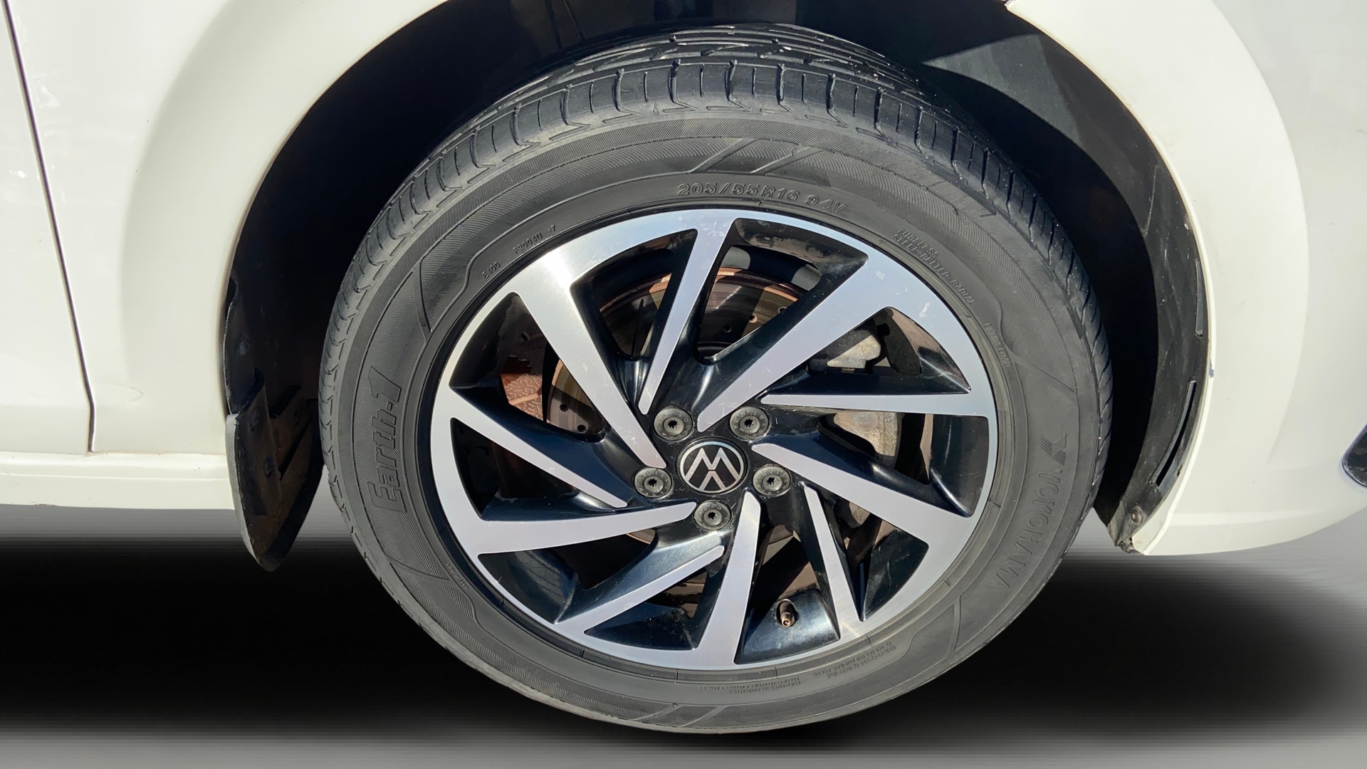 View 2022 Volkswagen Virtus Topline 1.0 TSI MT Image 42 Used 2022 Volkswagen Virtus Topline 1.0 TSI MT Image 42
