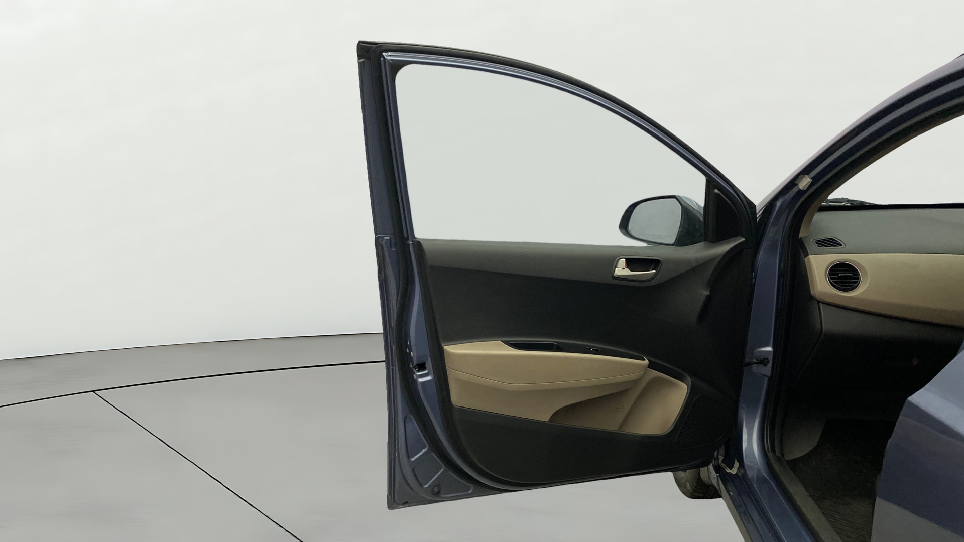 View 2014 Hyundai Grand i10 Sportz 1.2 Kappa Image 40 Used 2014 Hyundai Grand i10 Sportz 1.2 Kappa Image 40
