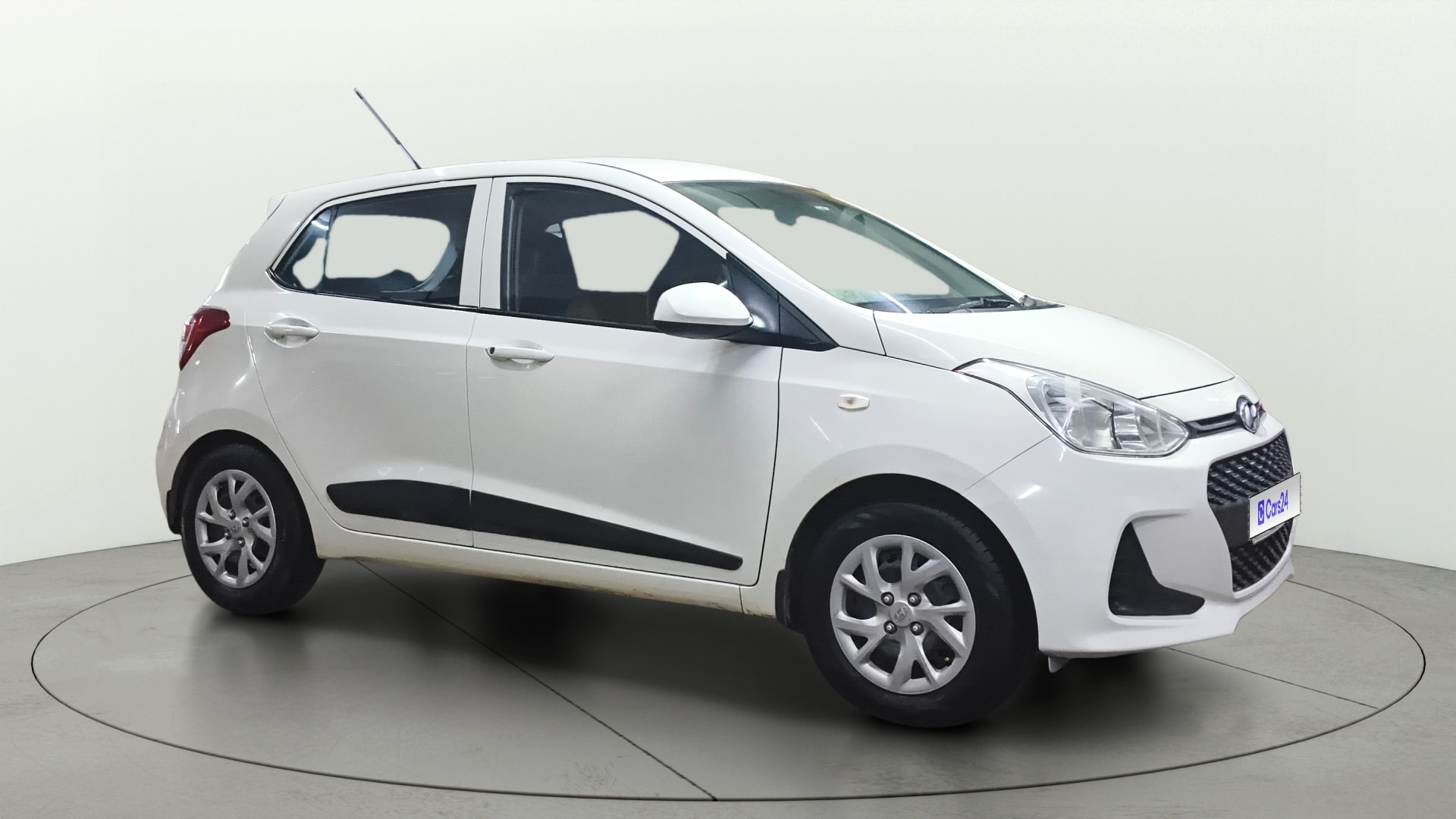 Used 2018 Hyundai Grand i10 Used 2018 Hyundai Grand i10