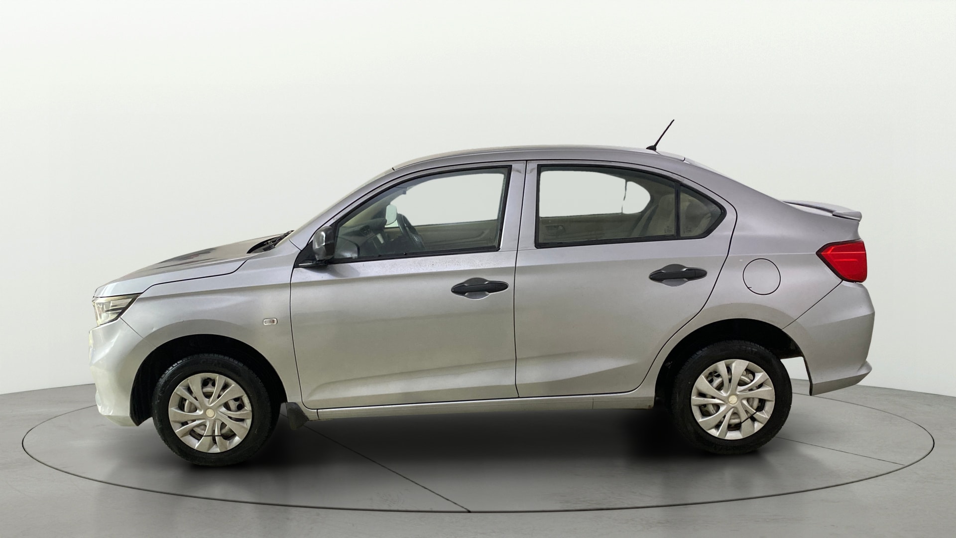 View 2018 Honda Amaze E MT Petrol BS IV Image 5 Used 2018 Honda Amaze E MT Petrol BS IV Image 5