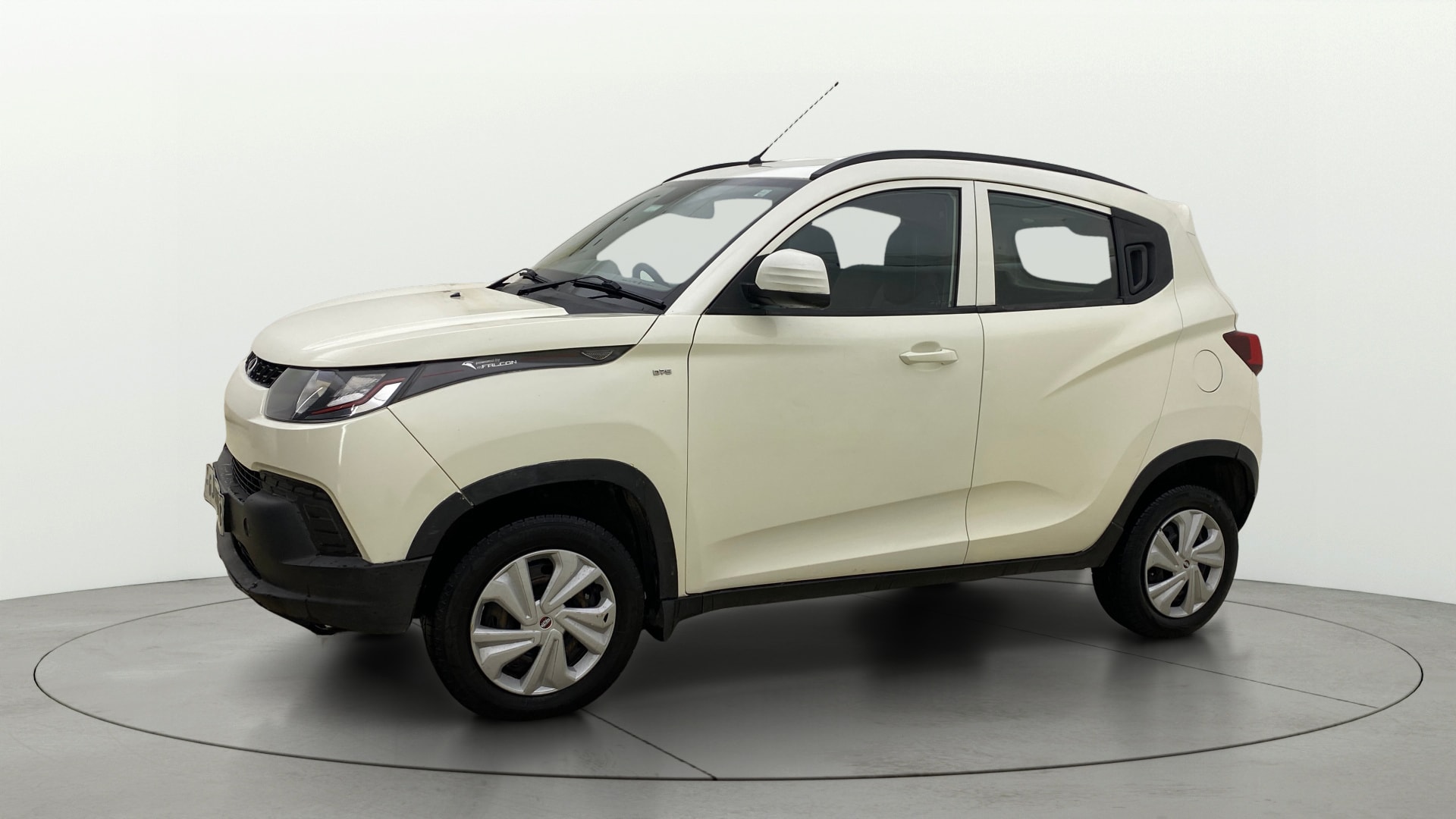 Used 2017 Mahindra KUV100 Used 2017 Mahindra KUV100