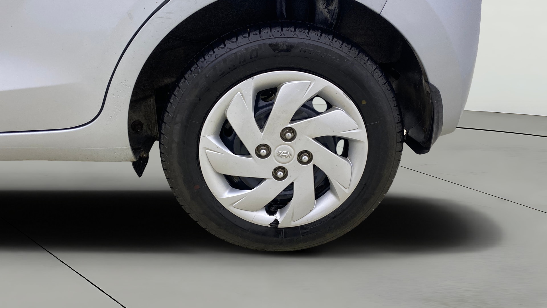 View 2019 Hyundai New Santro D-Lite Petrol Image 11 Used 2019 Hyundai New Santro D-Lite Petrol Image 11