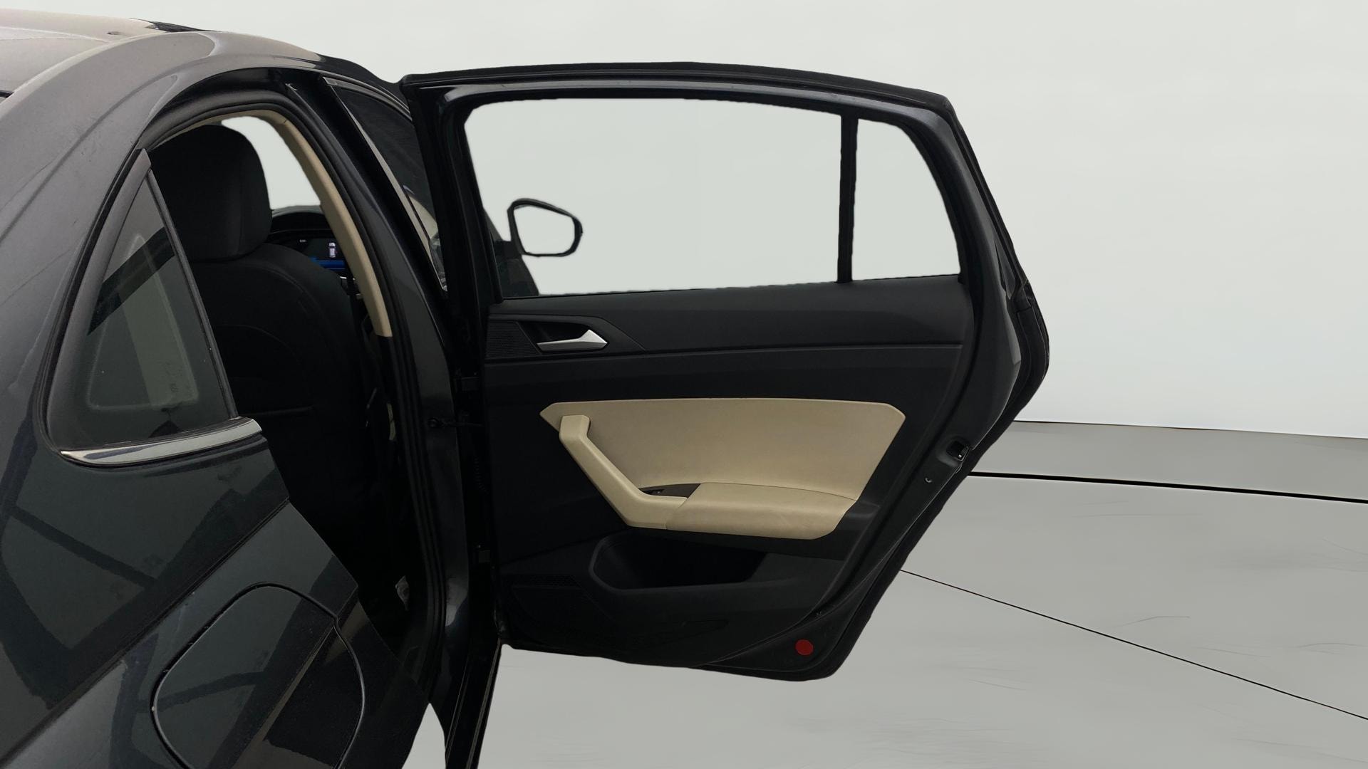 View 2023 Volkswagen Virtus Topline 1.0 TSI MT Image 8 Used 2023 Volkswagen Virtus Topline 1.0 TSI MT Image 8