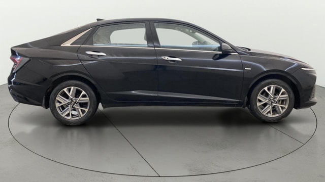 View Hyundai Verna Image 9 Used Hyundai Verna Image 9