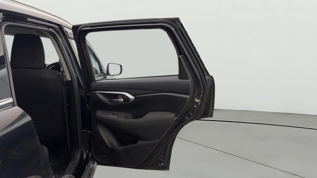 View Toyota Urban Cruiser Hyryder Image 8 Used Toyota Urban Cruiser Hyryder Image 8