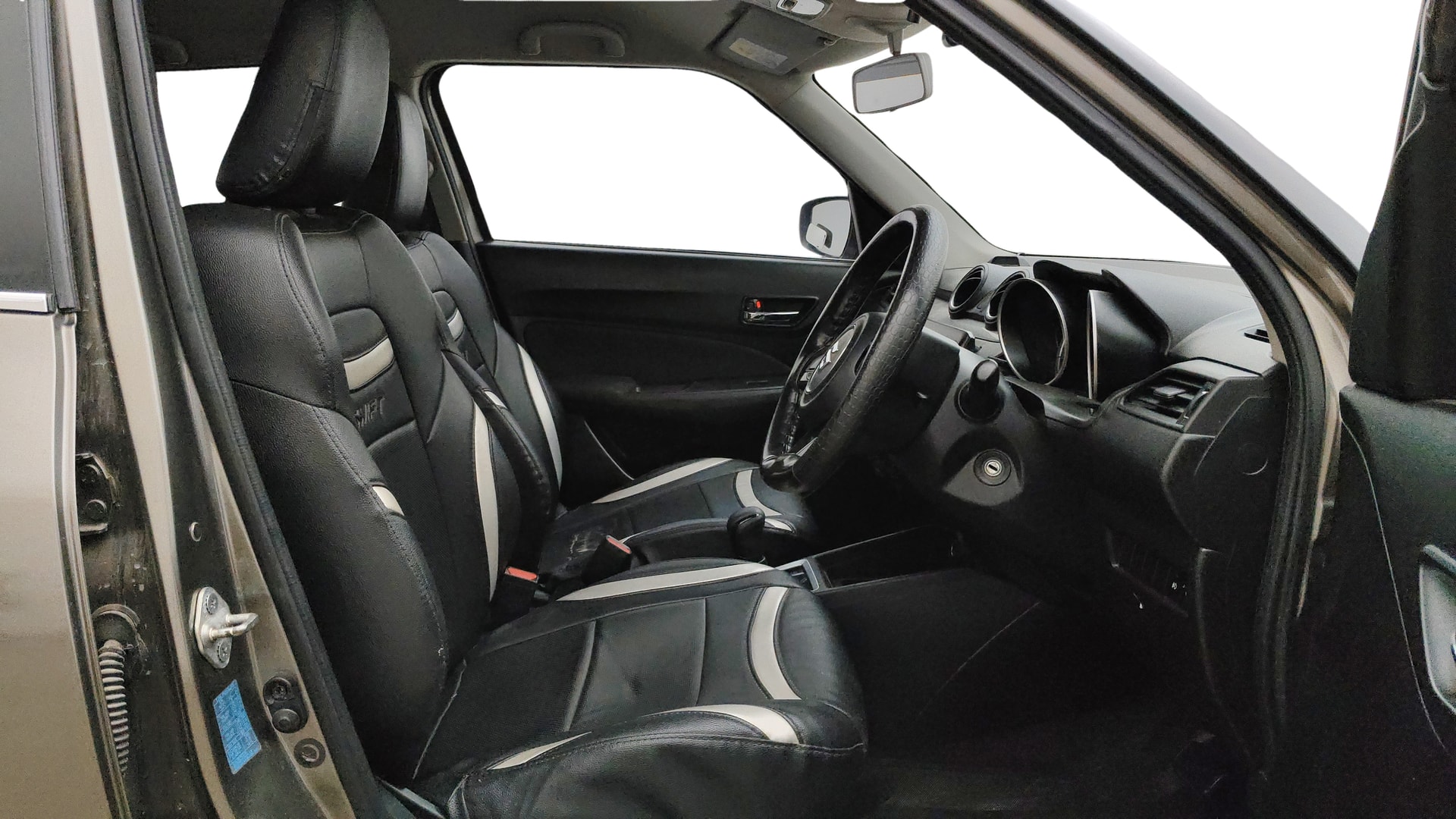 View 2018 Maruti Suzuki 1000 Base Variant Image 26 Used 2018 Maruti Suzuki 1000 Base Variant Image 26