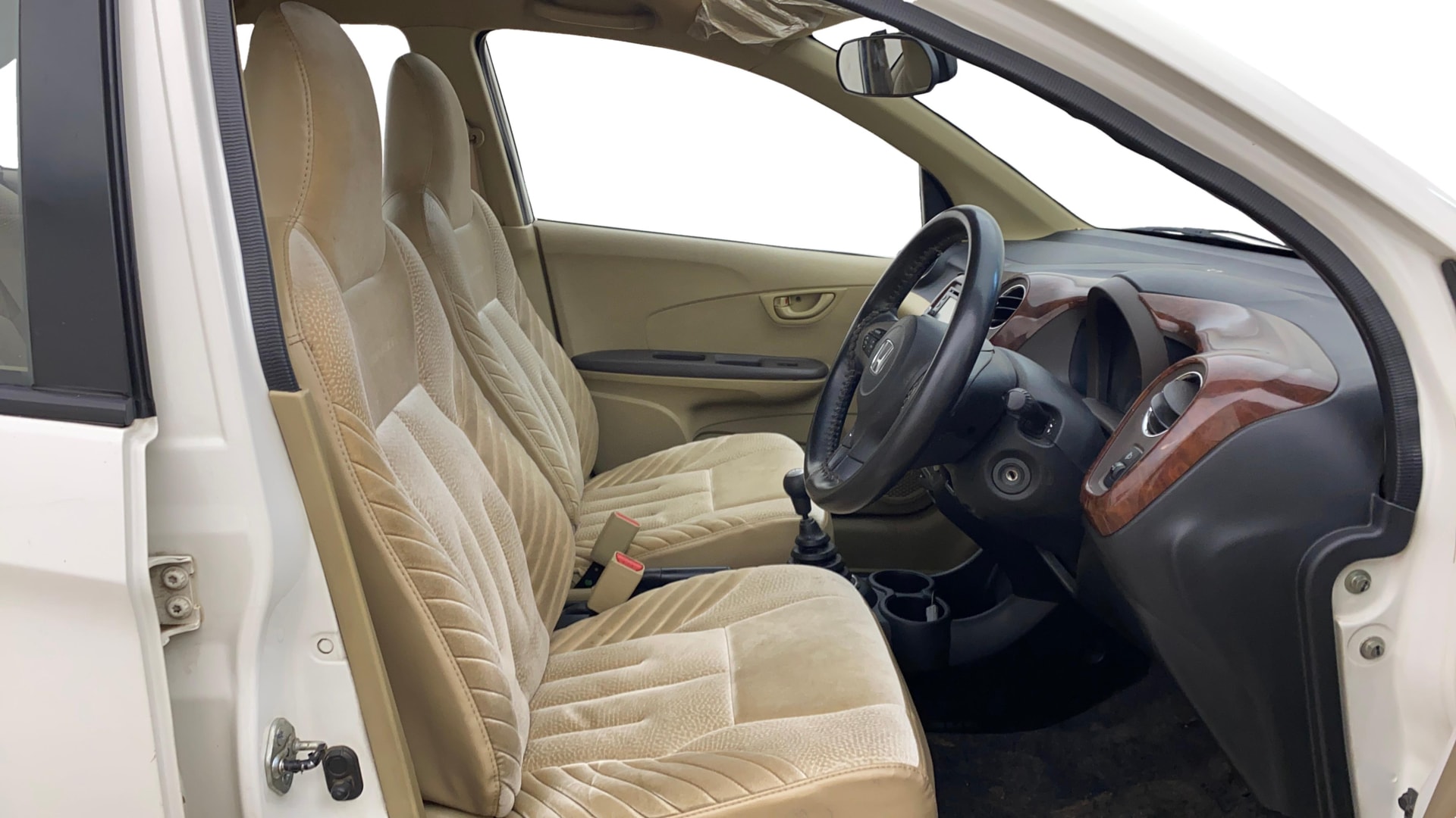 View 2013 Honda Amaze E MT Petrol BS IV Image 17 Used 2013 Honda Amaze E MT Petrol BS IV Image 17