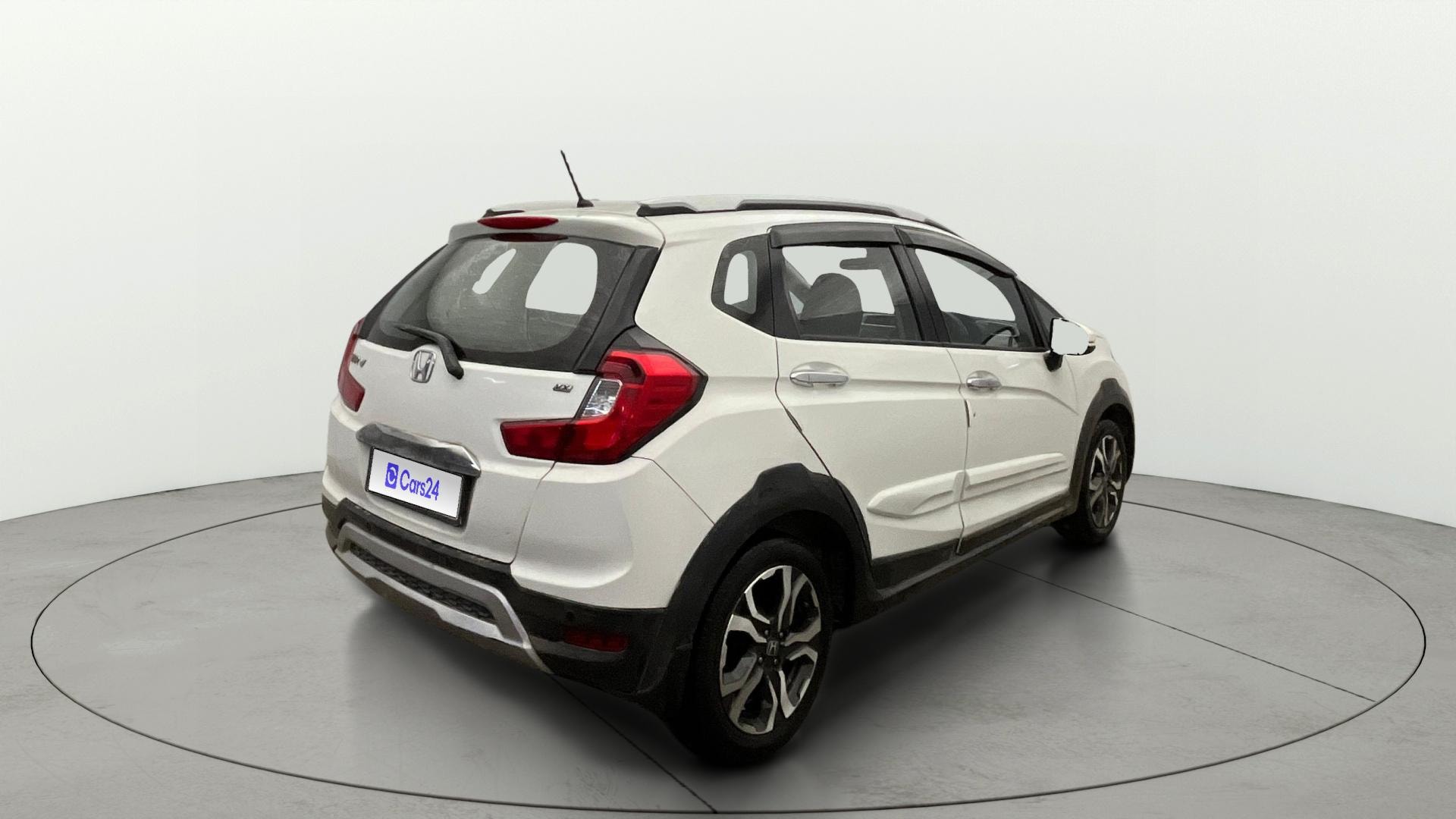 View 2018 Honda WR-V S MT Diesel Edge Edition Image 44 Used 2018 Honda WR-V S MT Diesel Edge Edition Image 44