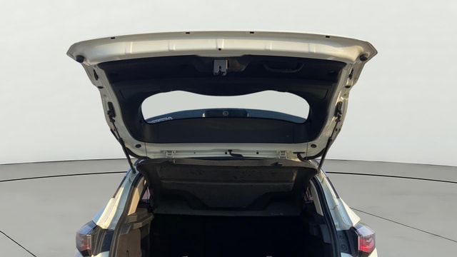 View Tata Harrier Image 17 Used Tata Harrier Image 17
