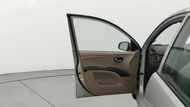 View Hyundai i10 Image 30 Used Hyundai i10 Image 30