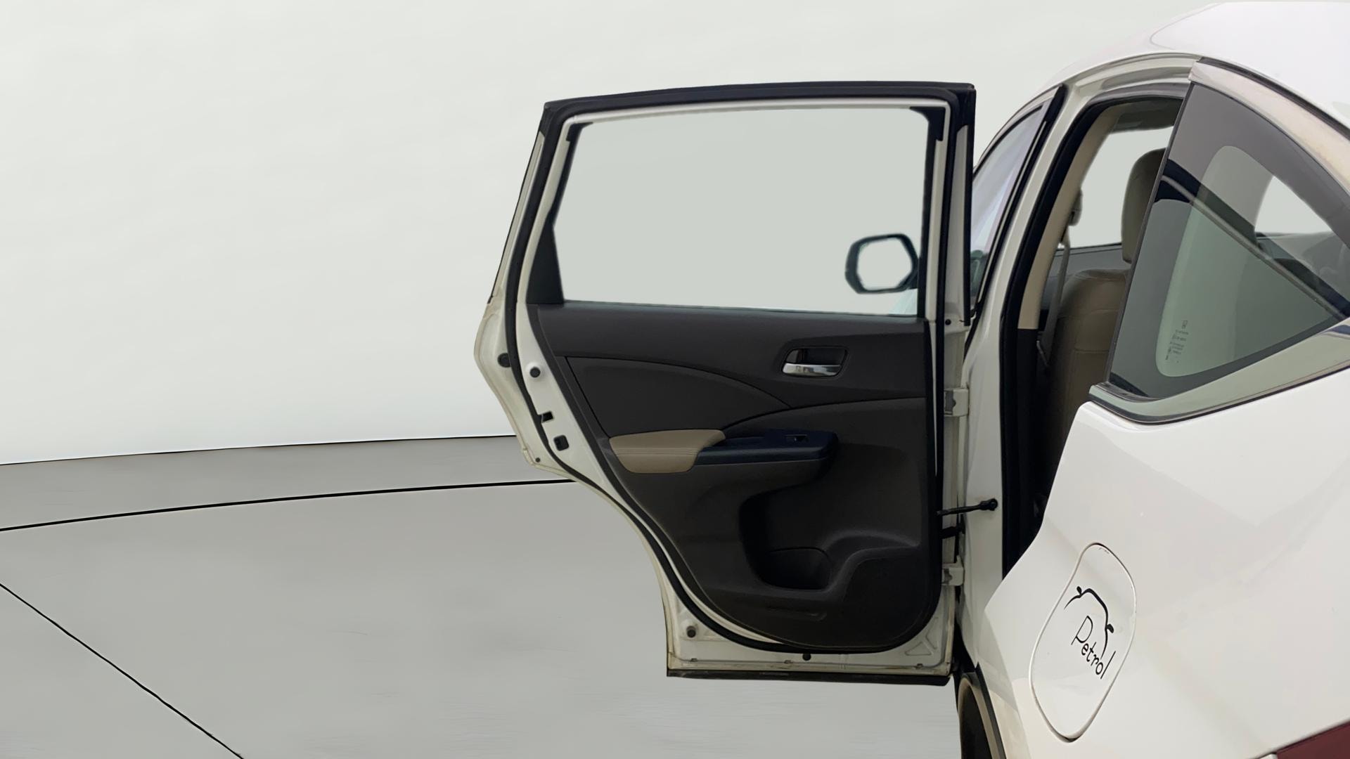 View 2015 Honda CR-V 2.0L AT Petrol Image 15 Used 2015 Honda CR-V 2.0L AT Petrol Image 15