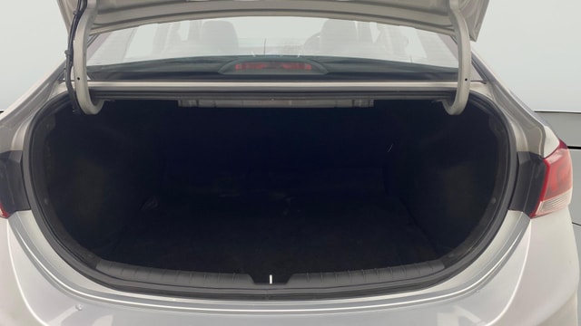 View Hyundai Verna Image 39 Used Hyundai Verna Image 39
