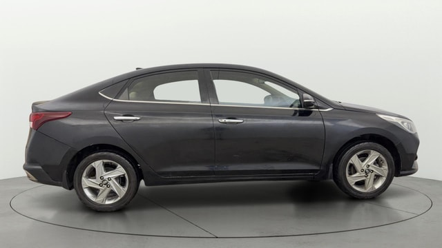 View Hyundai Verna Image 27 Used Hyundai Verna Image 27
