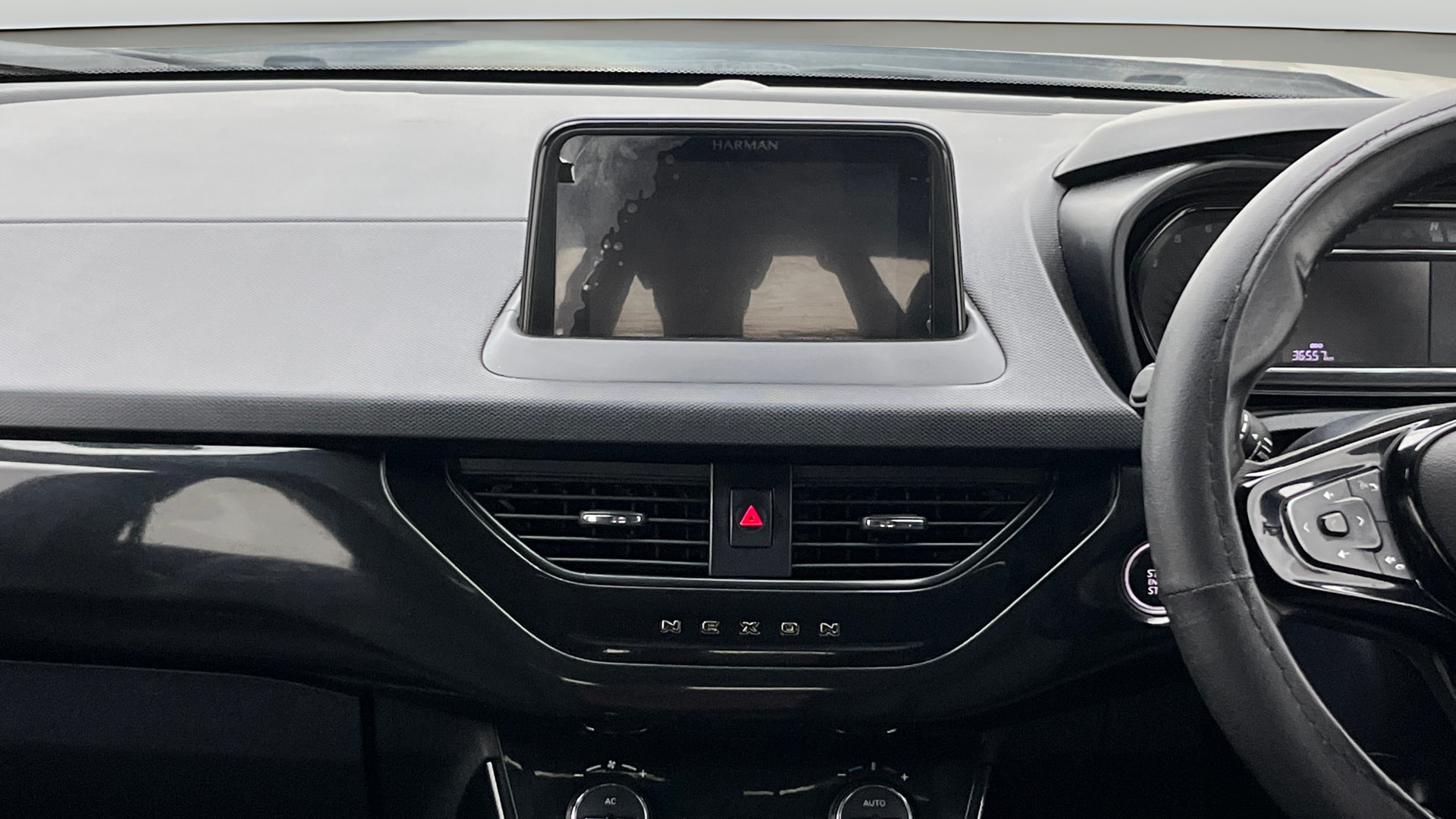 View 2022 Tata Nexon Revotron XE Image 33 Used 2022 Tata Nexon Revotron XE Image 33