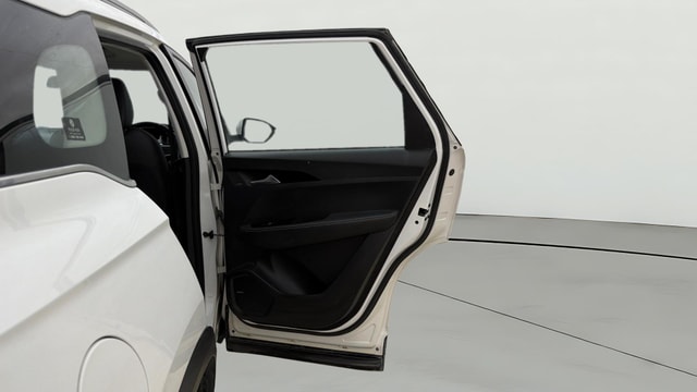View MG Hector Image 6 Used MG Hector Image 6