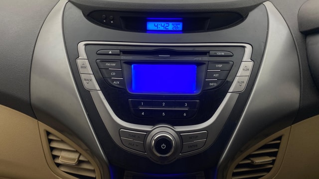 View Hyundai Elantra Image 32 Used Hyundai Elantra Image 32