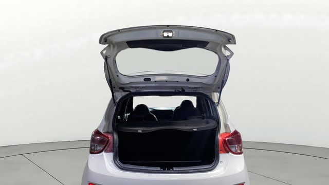 View Hyundai Grand i10 Image 37 Used Hyundai Grand i10 Image 37