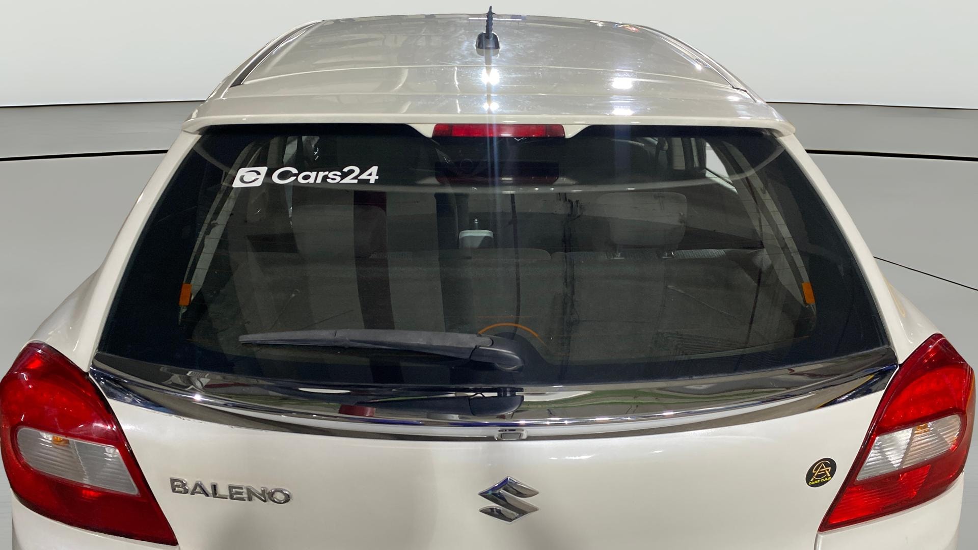 View 2020 Maruti Suzuki 1000 Base Variant Image 4 Used 2020 Maruti Suzuki 1000 Base Variant Image 4