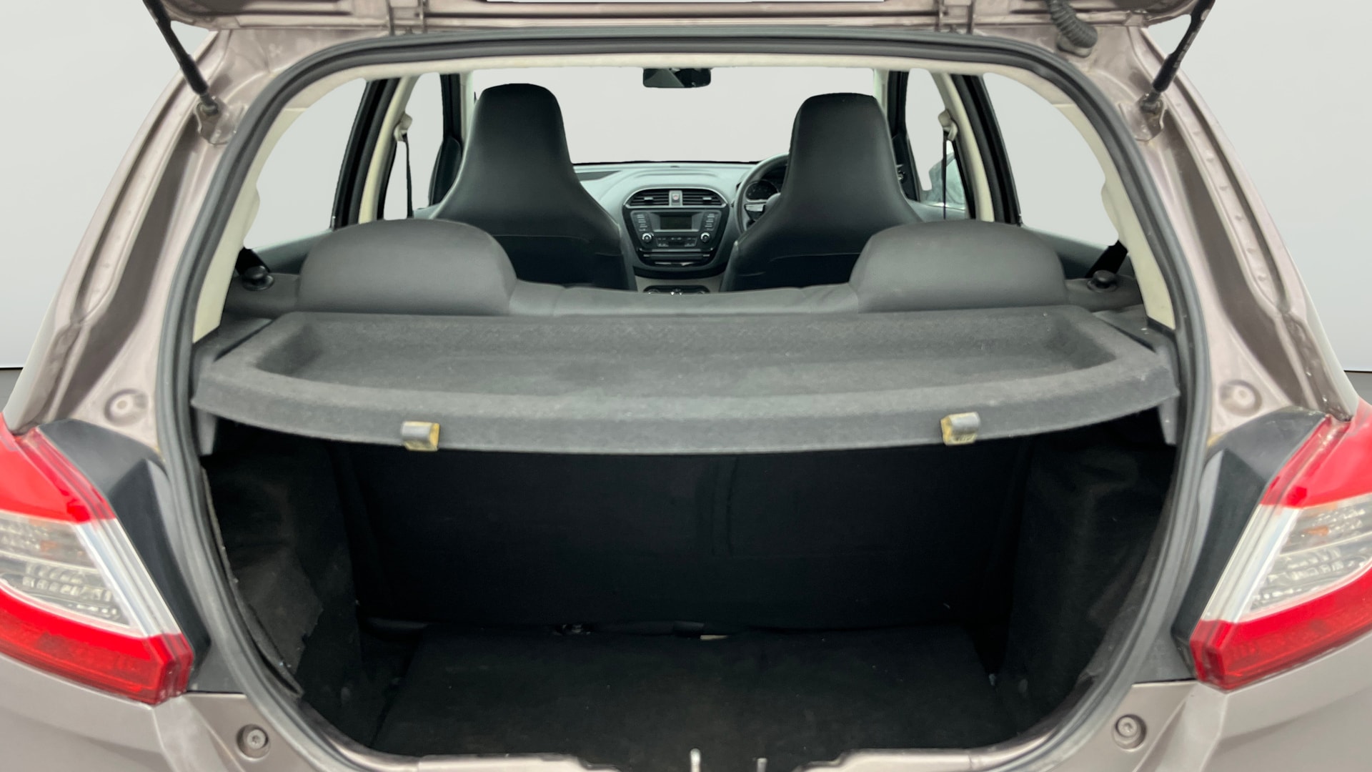 Used 2018 Tata Tiago Used 2018 Tata Tiago