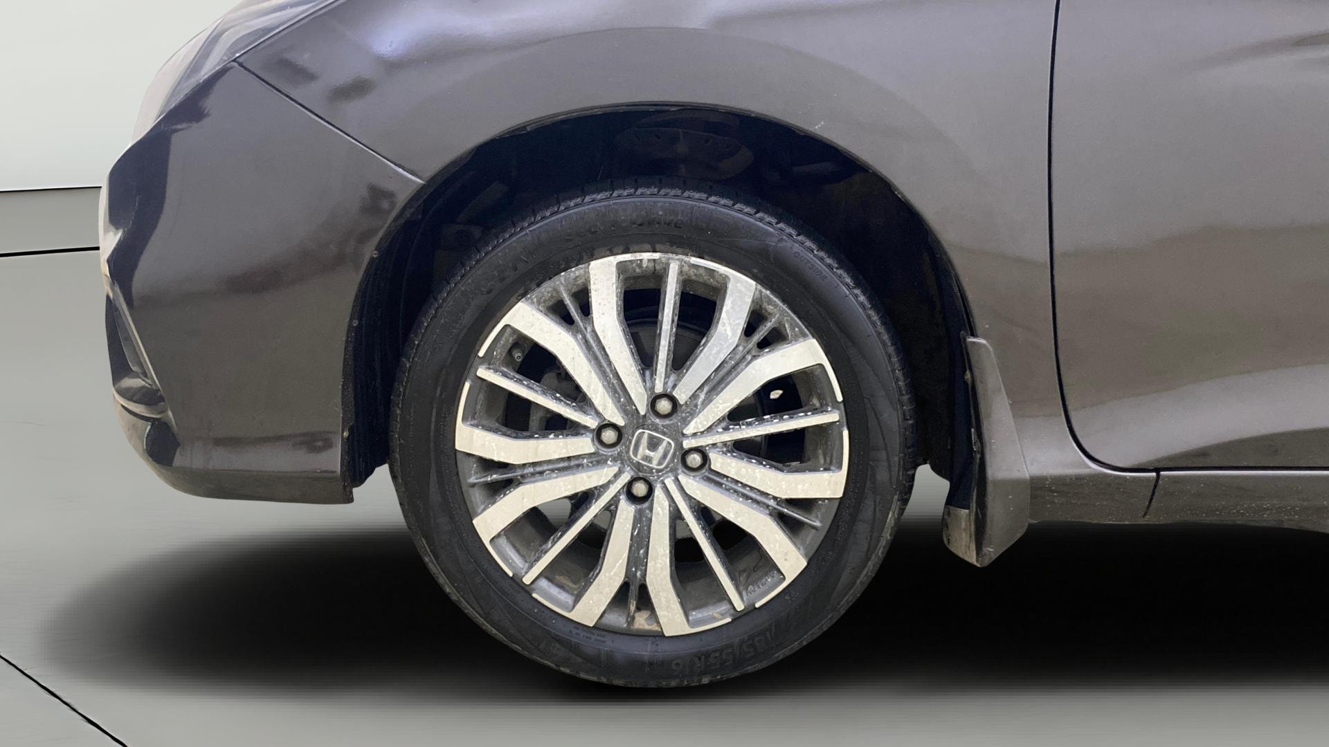 View 2020 Honda City ZX MT Diesel Anniversary Edition Image 30 Used 2020 Honda City ZX MT Diesel Anniversary Edition Image 30