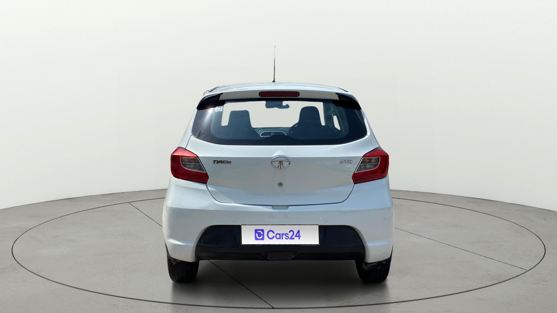 View 2018 Tata Tiago Revotorq XB Image 38 Used 2018 Tata Tiago Revotorq XB Image 38